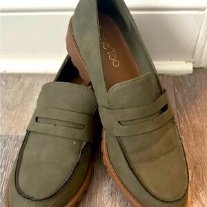 Women's Floriss Loafer Flat